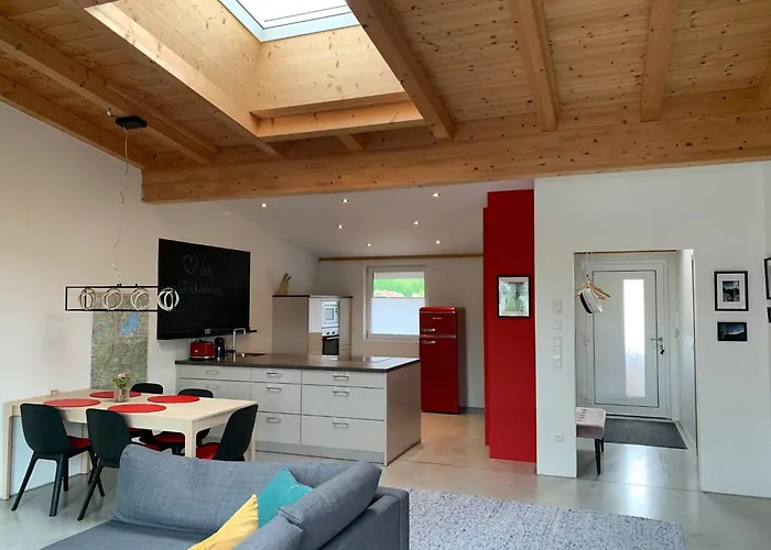 Chiemgau Loft شقة باد اندورف